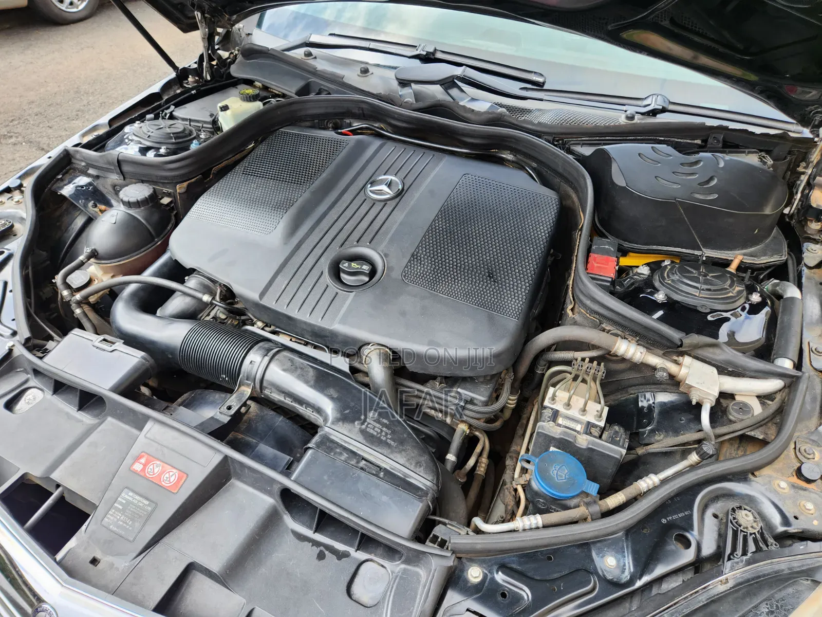 Mercedes-Benz E200 2010 Black