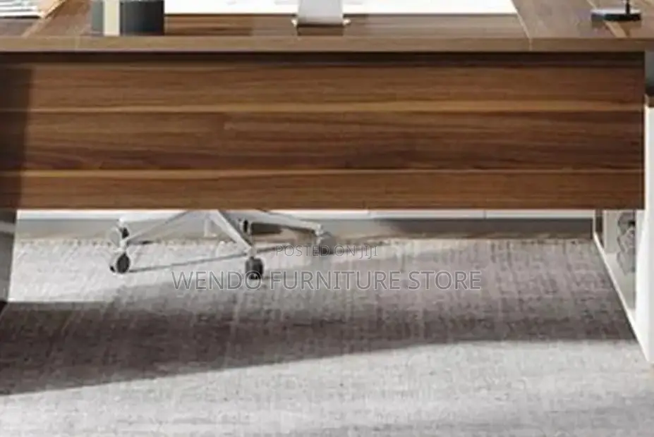 Office Desk; 1.4 Meters Executive Durable Luttore Desk