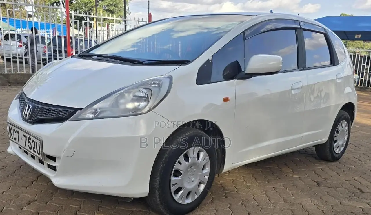 Honda Fit 2011 White