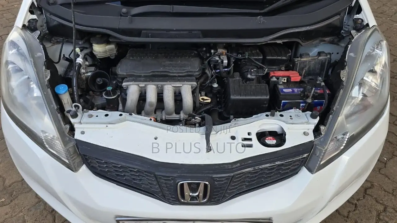 Honda Fit 2011 White
