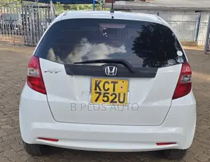 Honda Fit 2011 White