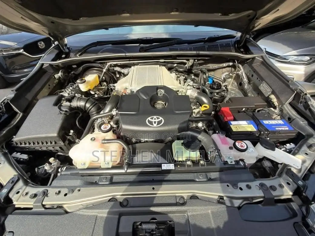 Toyota Hilux Revo Double Cab Deisel 2.4 AWD 2021 Gray