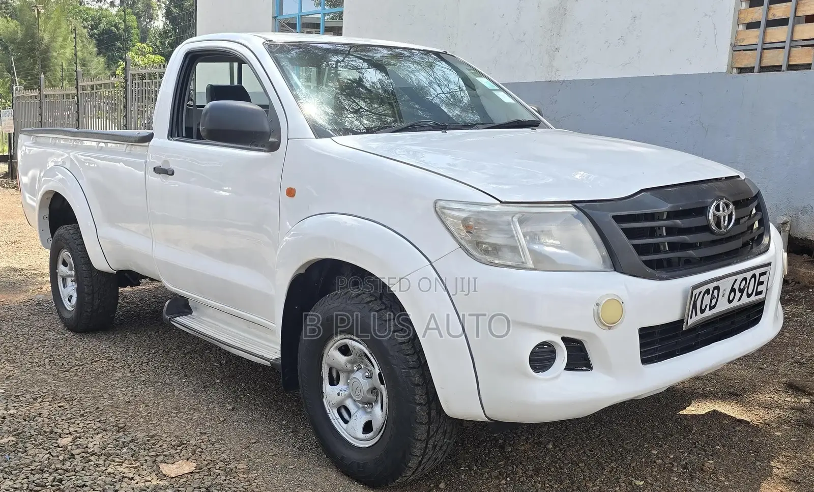 Toyota Hilux 2014 White