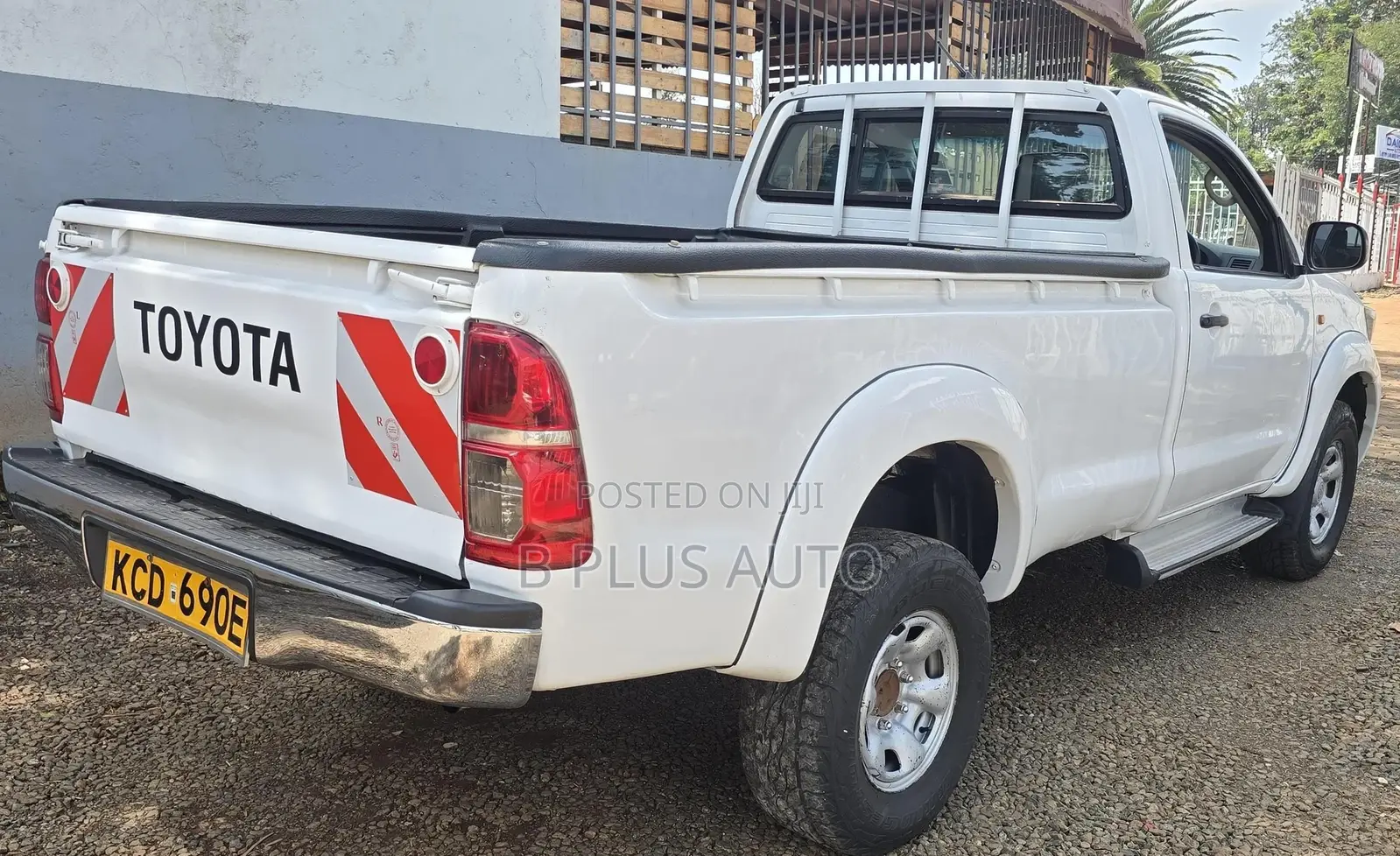 Toyota Hilux 2014 White