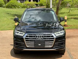Audi Q5 45 Premium AWD quattro 2020 Black