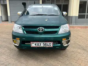 Toyota Hilux 2007 Green