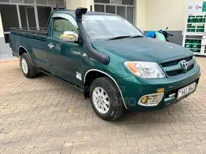 Toyota Hilux 2007 Green