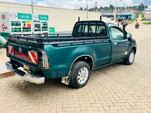 Toyota Hilux 2007 Green