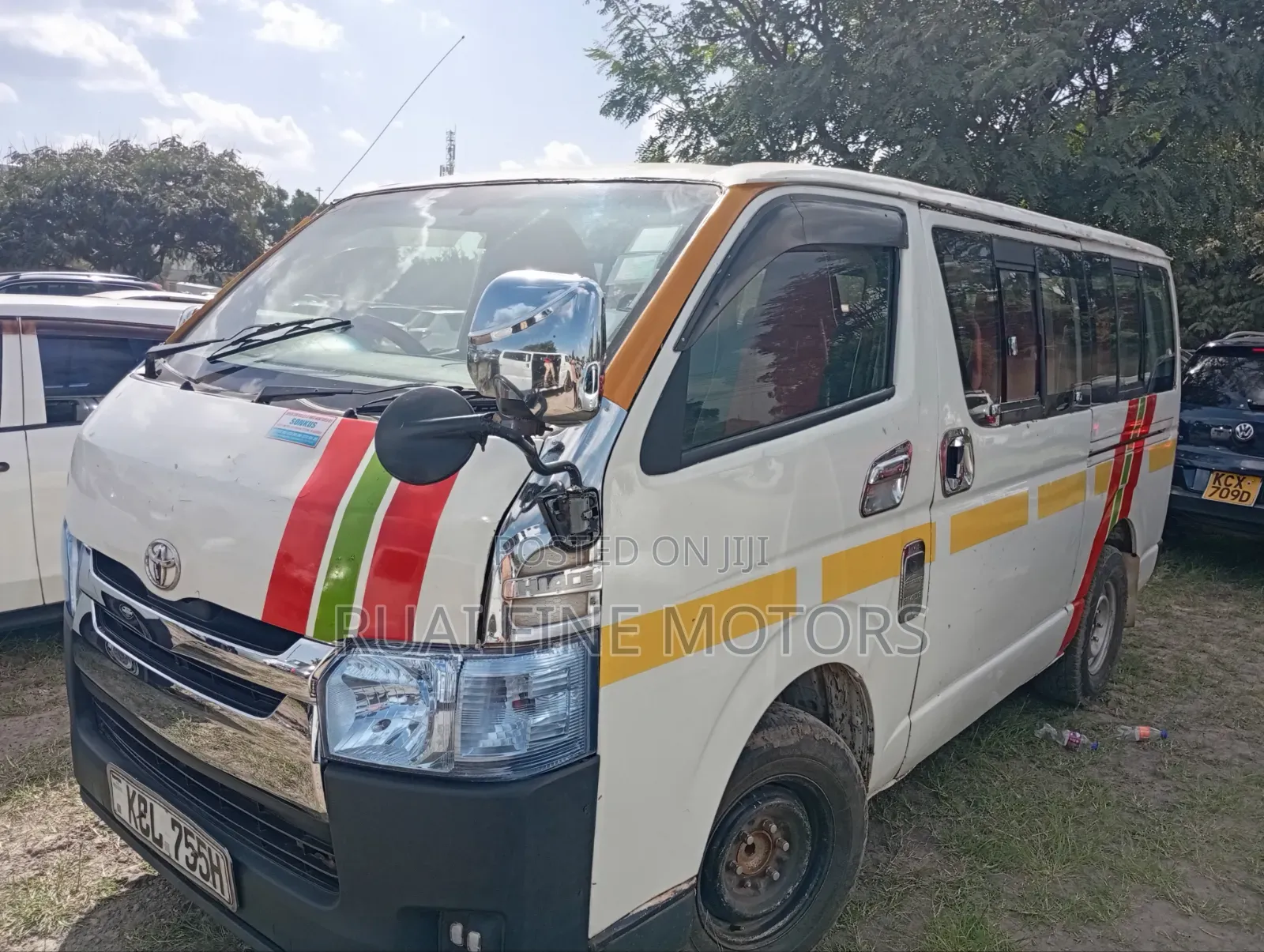Toyota HiAce 2009 White