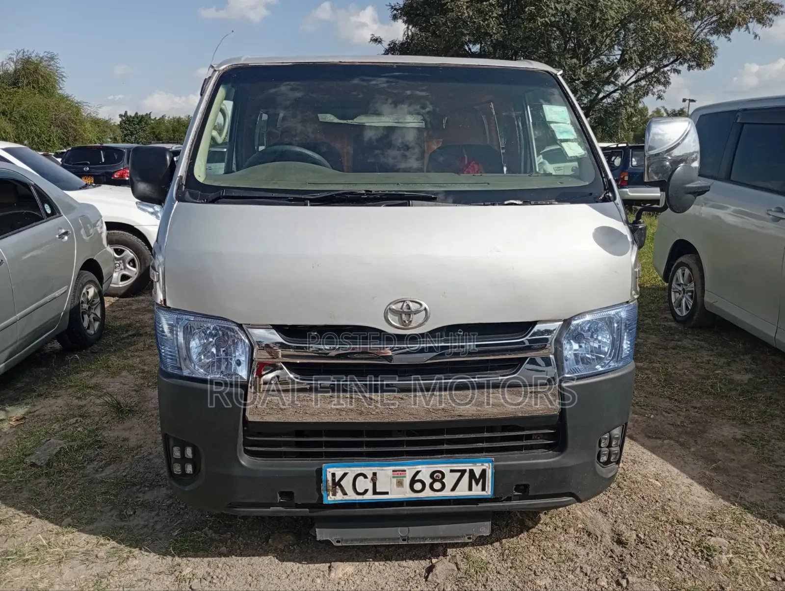 Toyota HiAce 2009 Silver