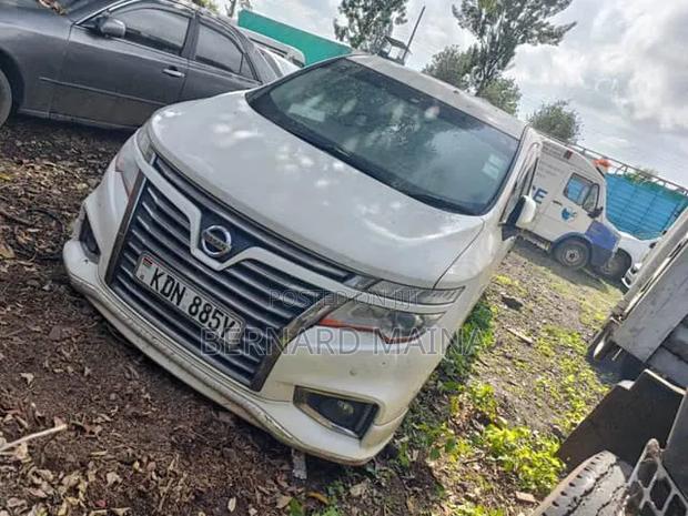 Nissan Grand 2016 White - main view