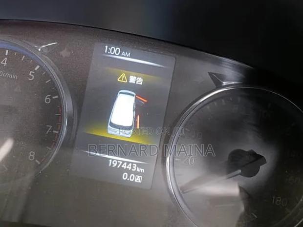 Nissan Grand 2016 White - thumbnail 6