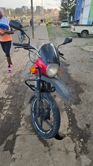 Bajaj Boxer 150 UG 2024 Red
