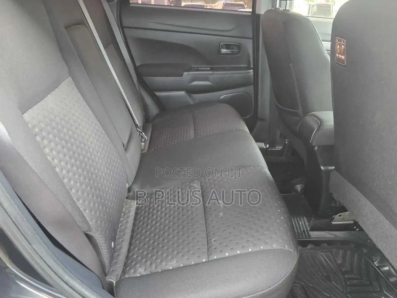 Mitsubishi RVR 2010 Black