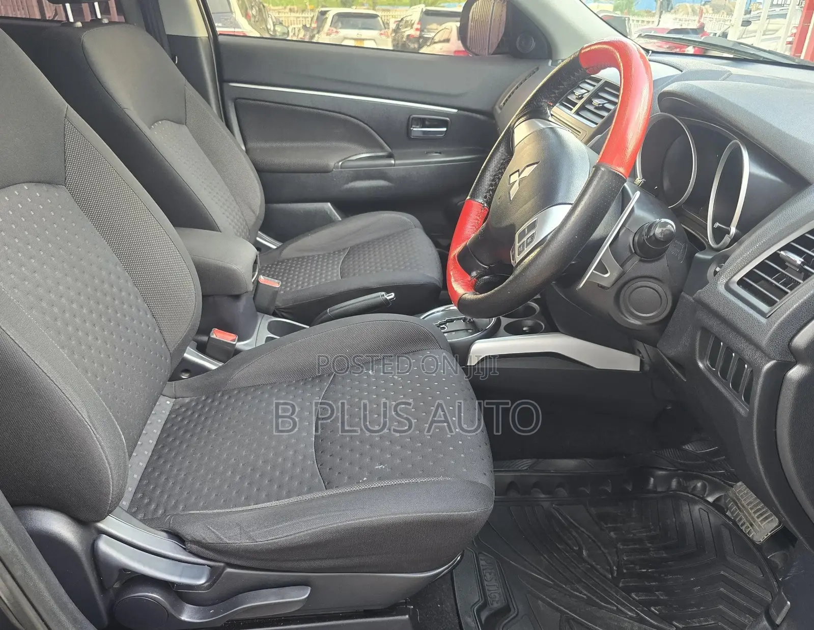 Mitsubishi RVR 2010 Black