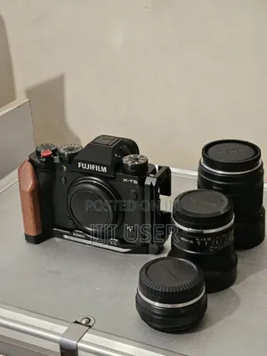 Fujifilm X-T5 (Includes Lenses)