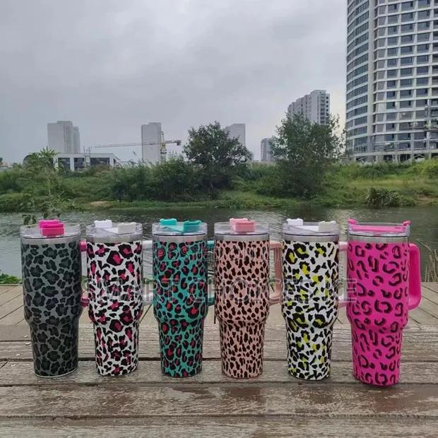 *1200ml Large Capacity Vacuum Insulated Stainless Steel Tumbler