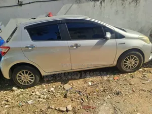 Toyota Vitz 1.5 FWD 5dr 2018 Silver