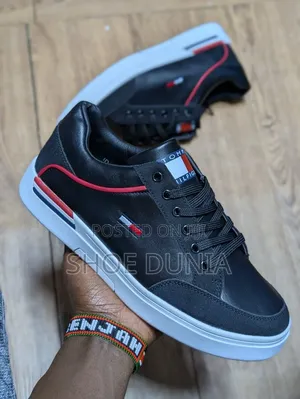 Tommy Hilfiger