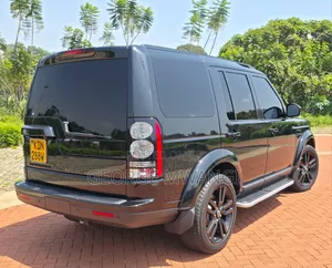 Land Rover Discovery 2016 Black