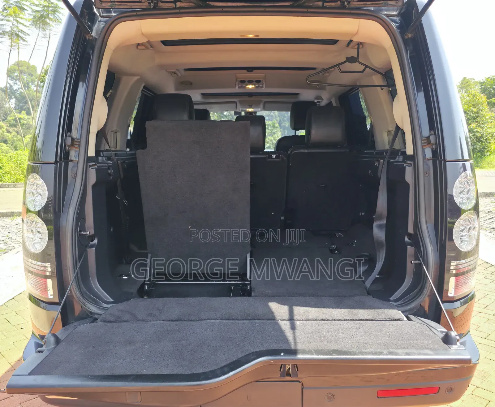 Land Rover Discovery 2016 Black