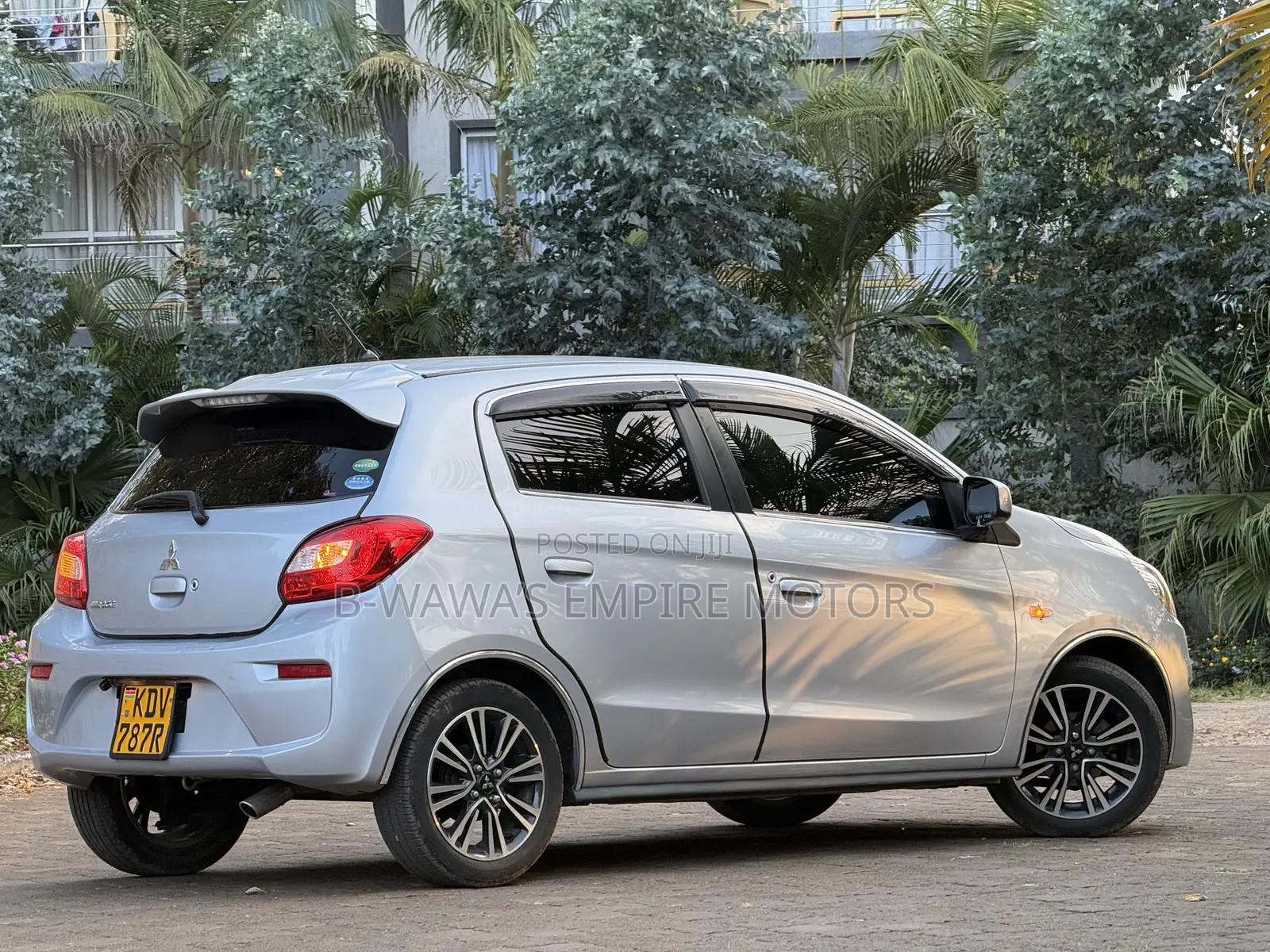 Mitsubishi Mirage GT 2018 Gray