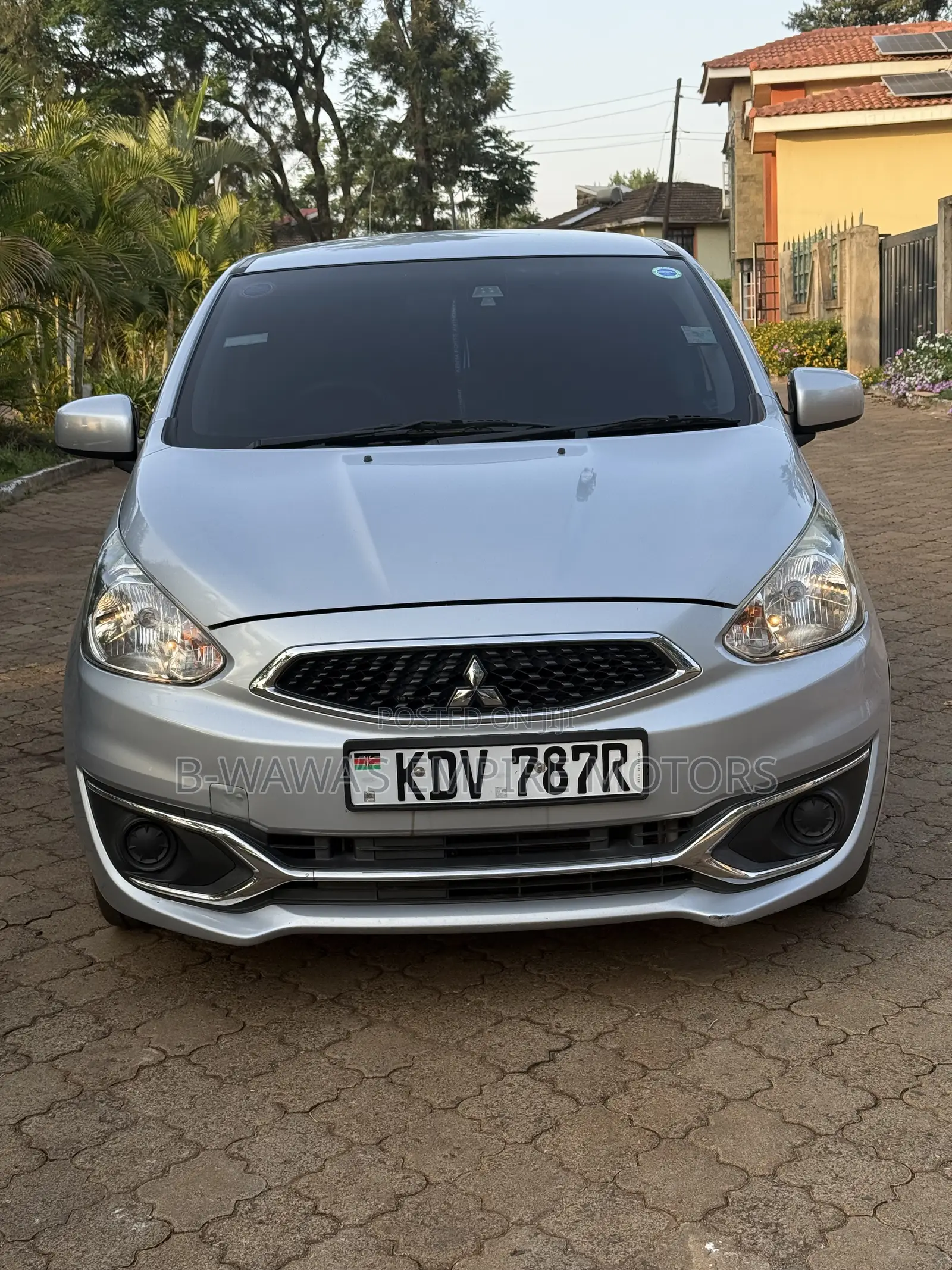 Mitsubishi Mirage GT 2018 Gray