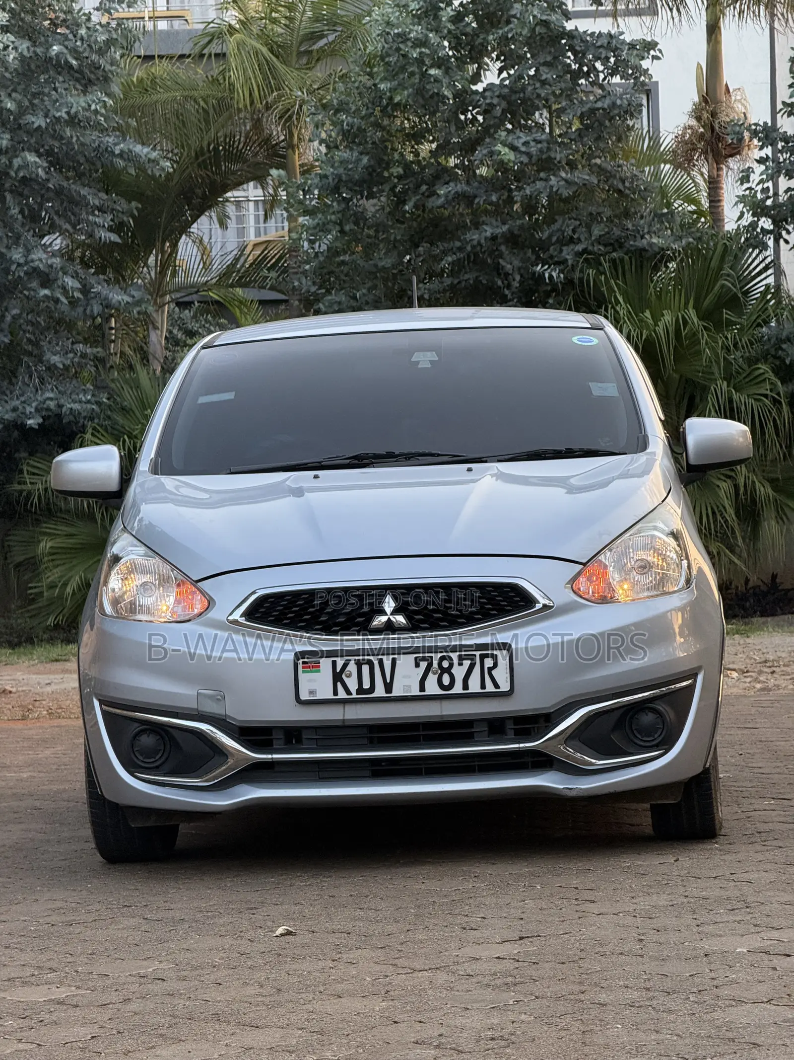 Mitsubishi Mirage GT 2018 Gray