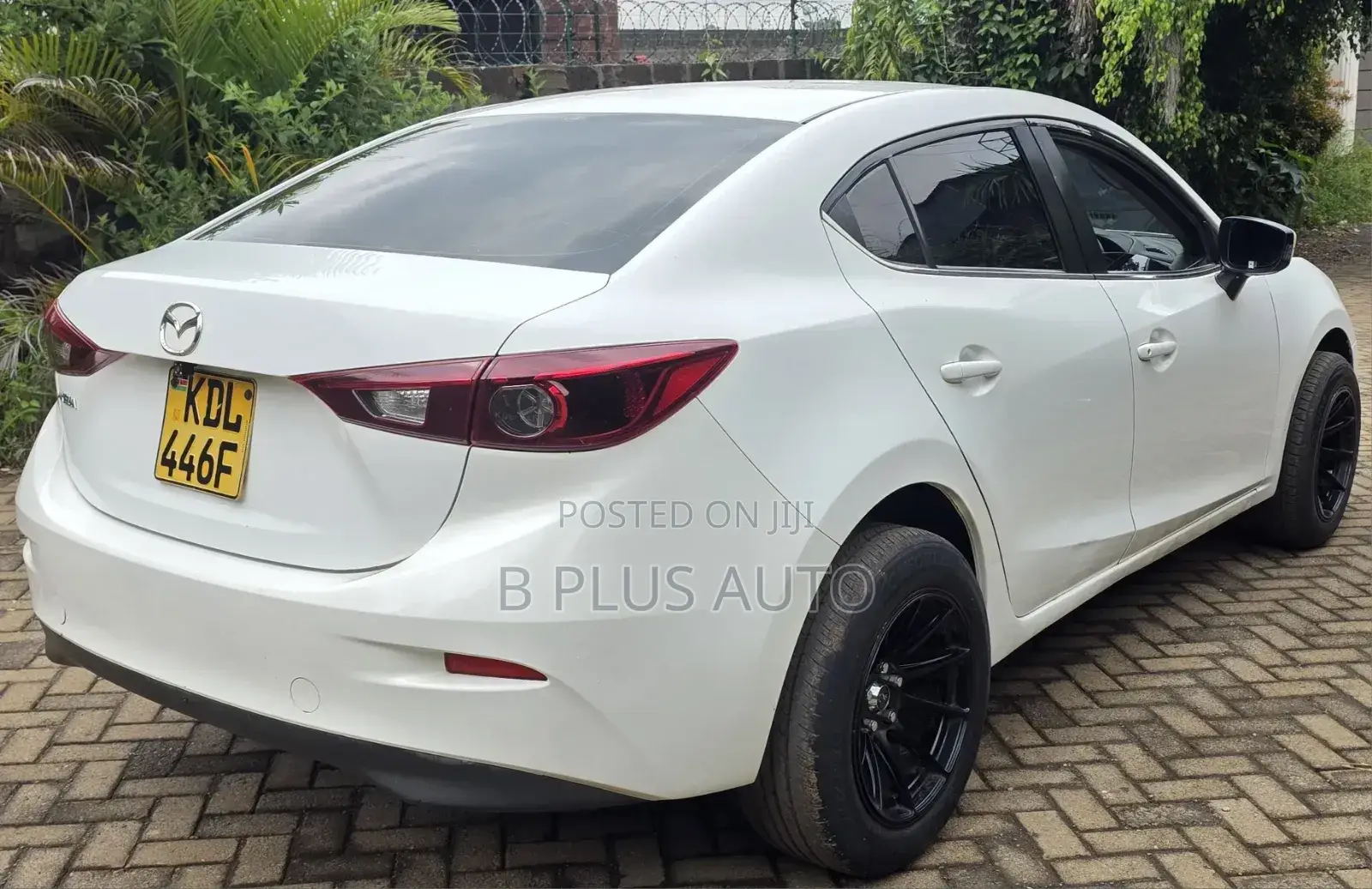 Mazda Axela 2015 White