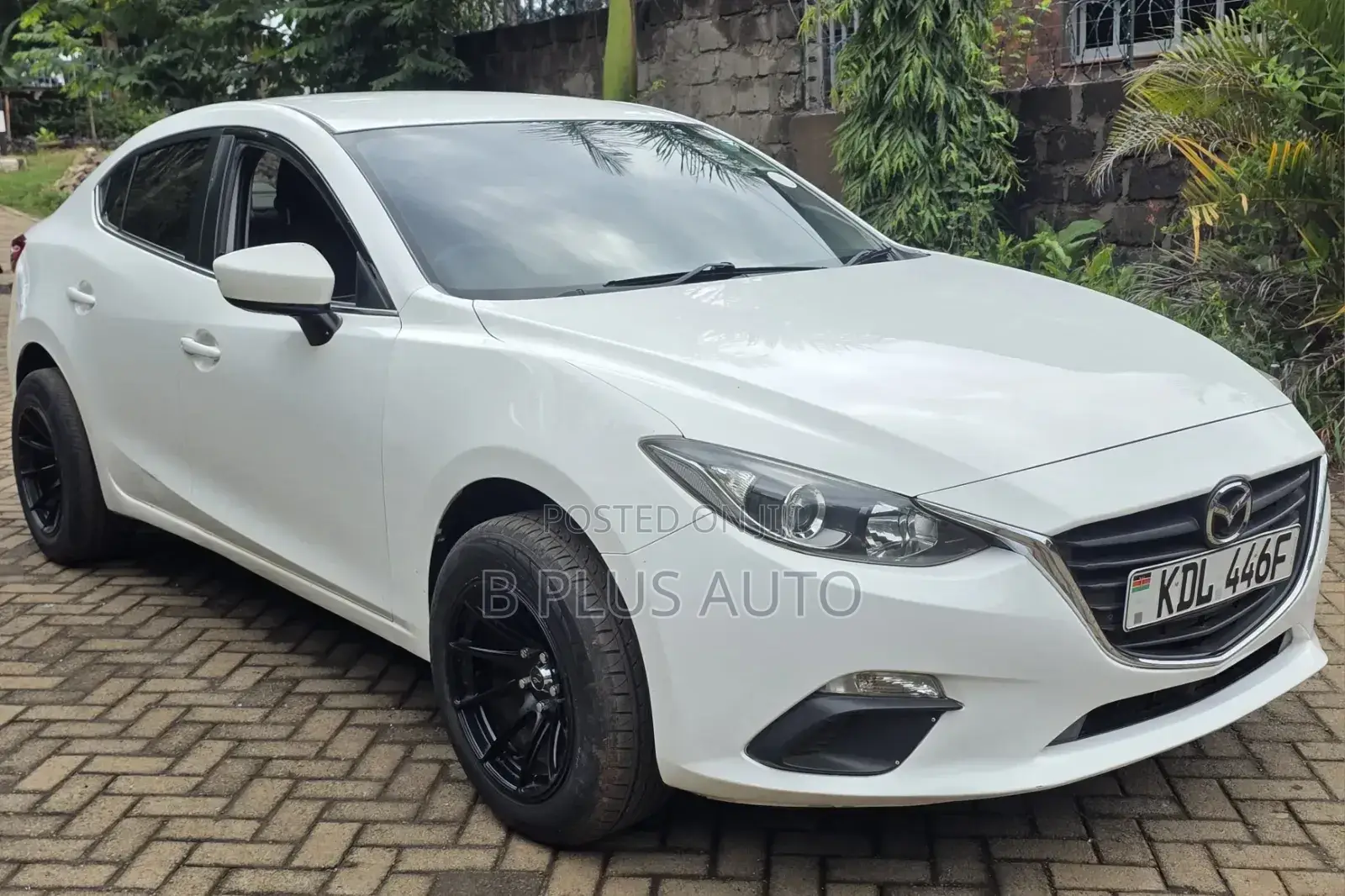 Mazda Axela 2015 White