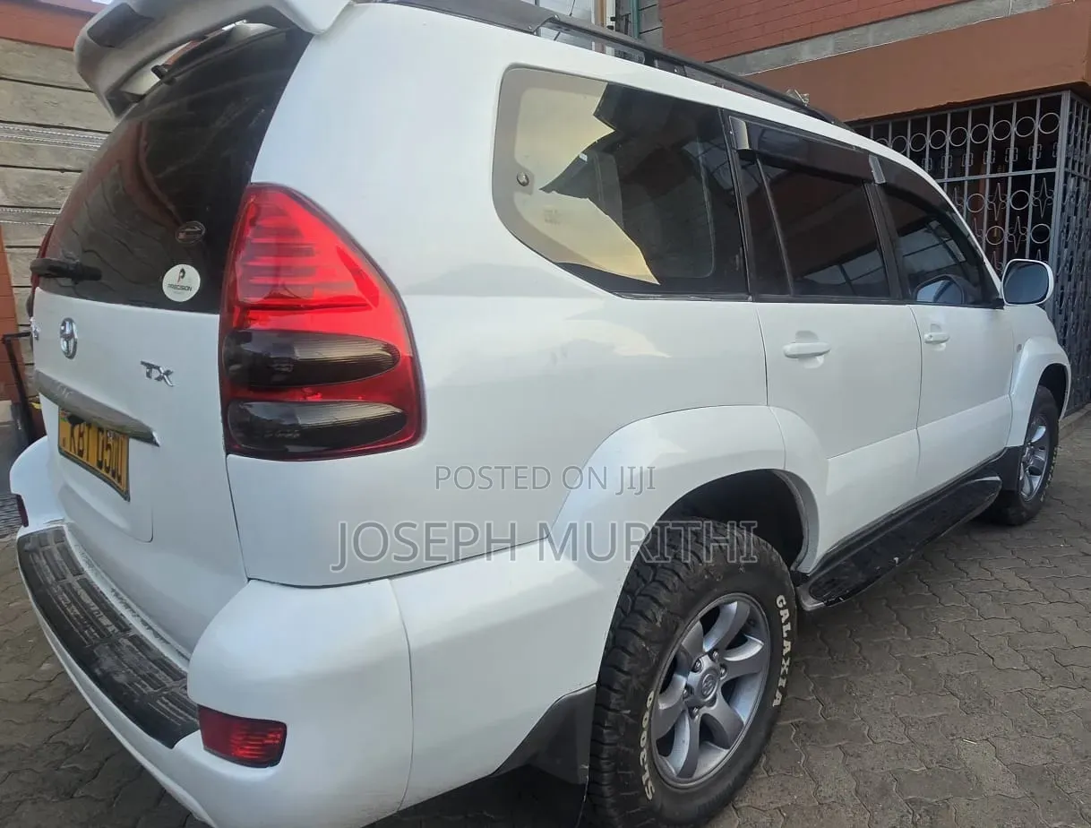 Toyota Land Cruiser Prado 3.0 D-4D 3dr 2007 White