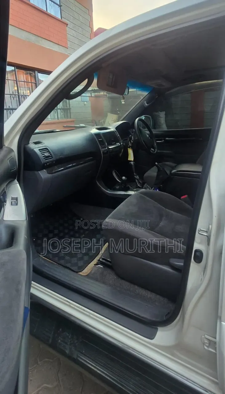 Toyota Land Cruiser Prado 3.0 D-4D 3dr 2007 White