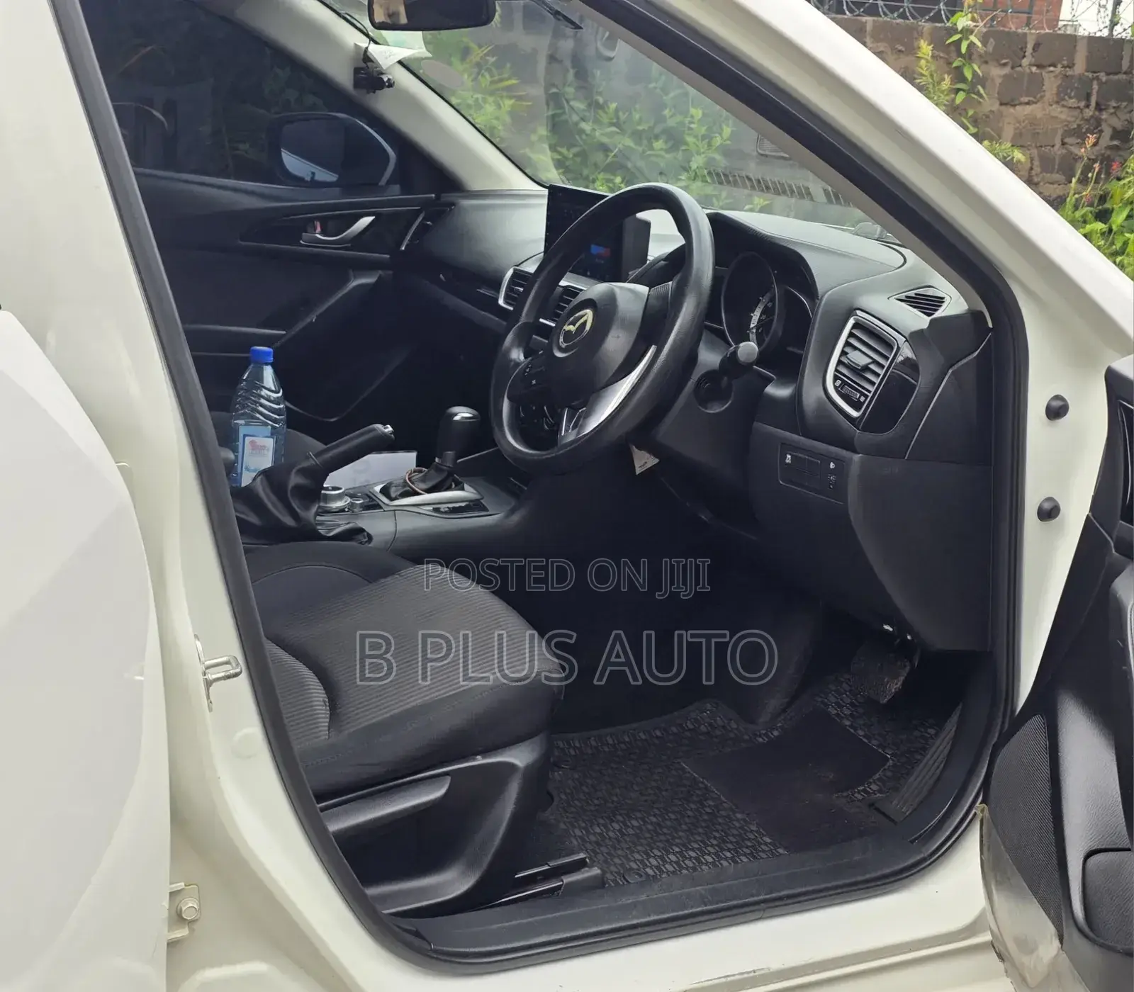 Mazda Axela 2015 White
