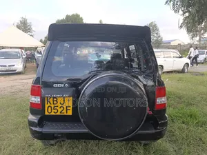 Mitsubishi Pajero 2002 Black