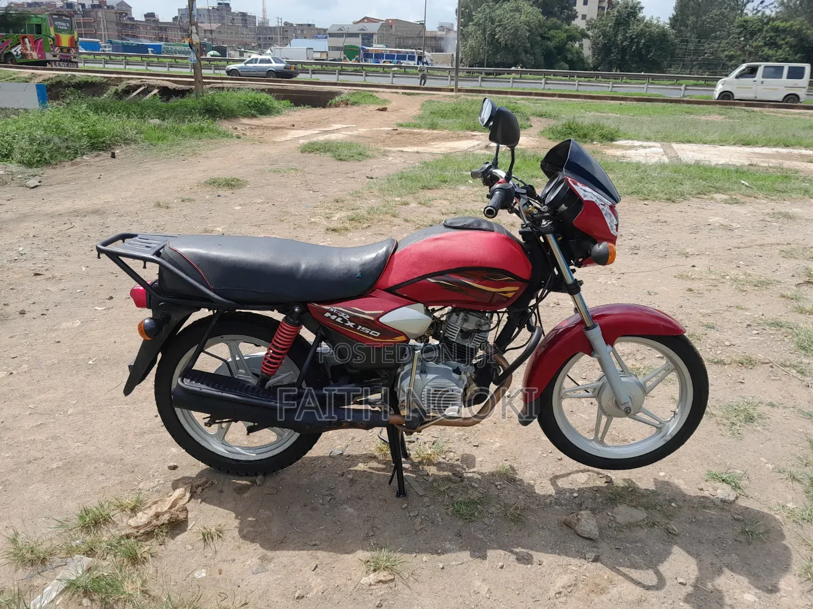 TVS HLX Plus ES 2025 Red