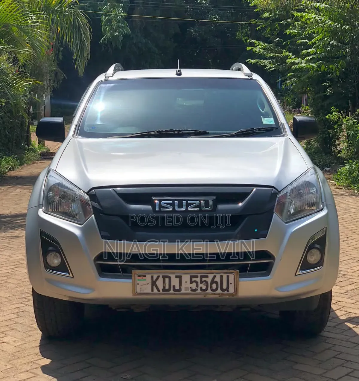 Isuzu D-MAX 2022 Silver
