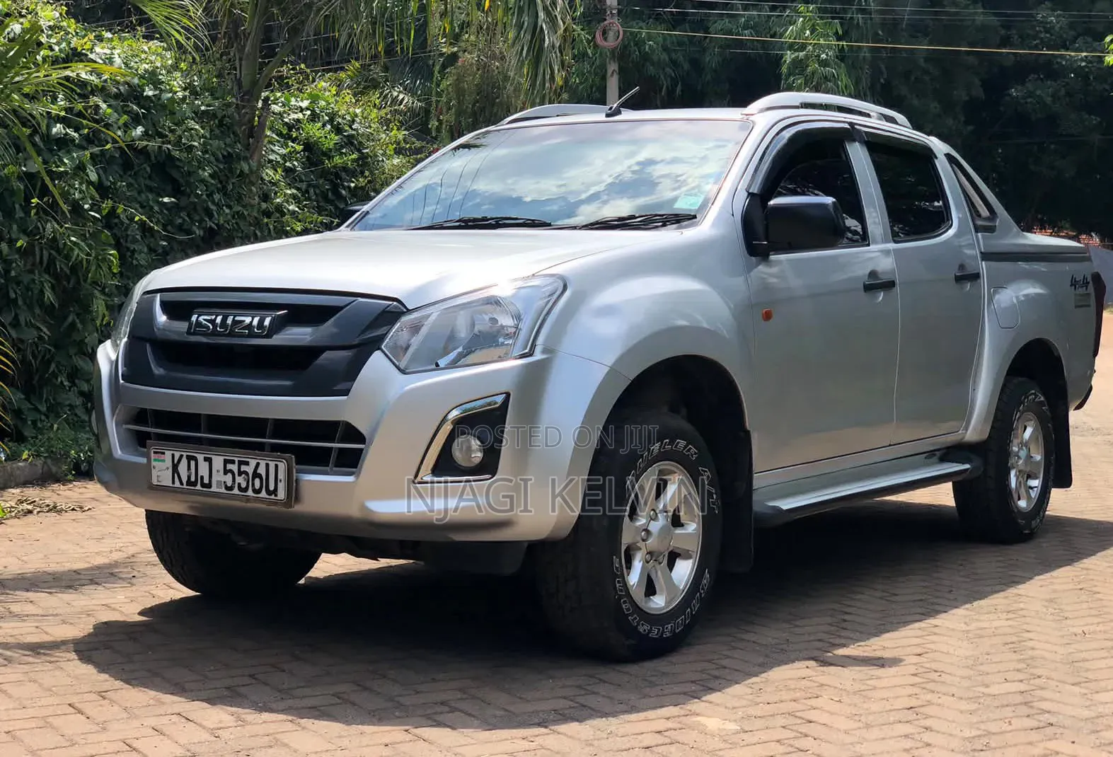 Isuzu D-MAX 2022 Silver