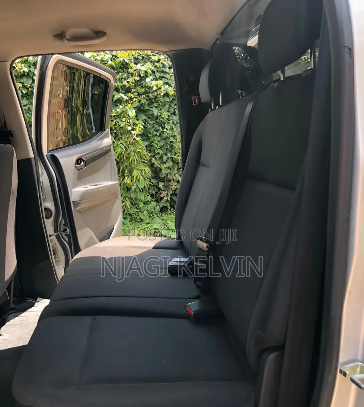 Isuzu D-MAX 2022 Silver
