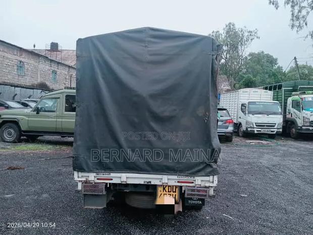 Toyota Toyoace Cargo - thumbnail 3