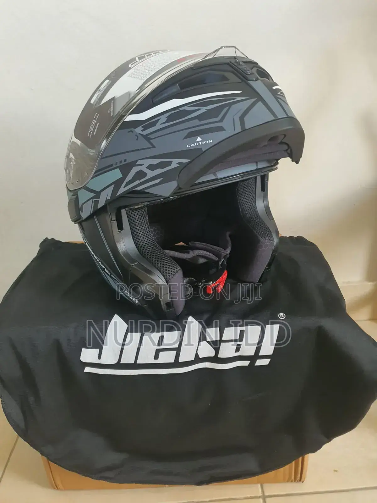 Jeikai Helmet