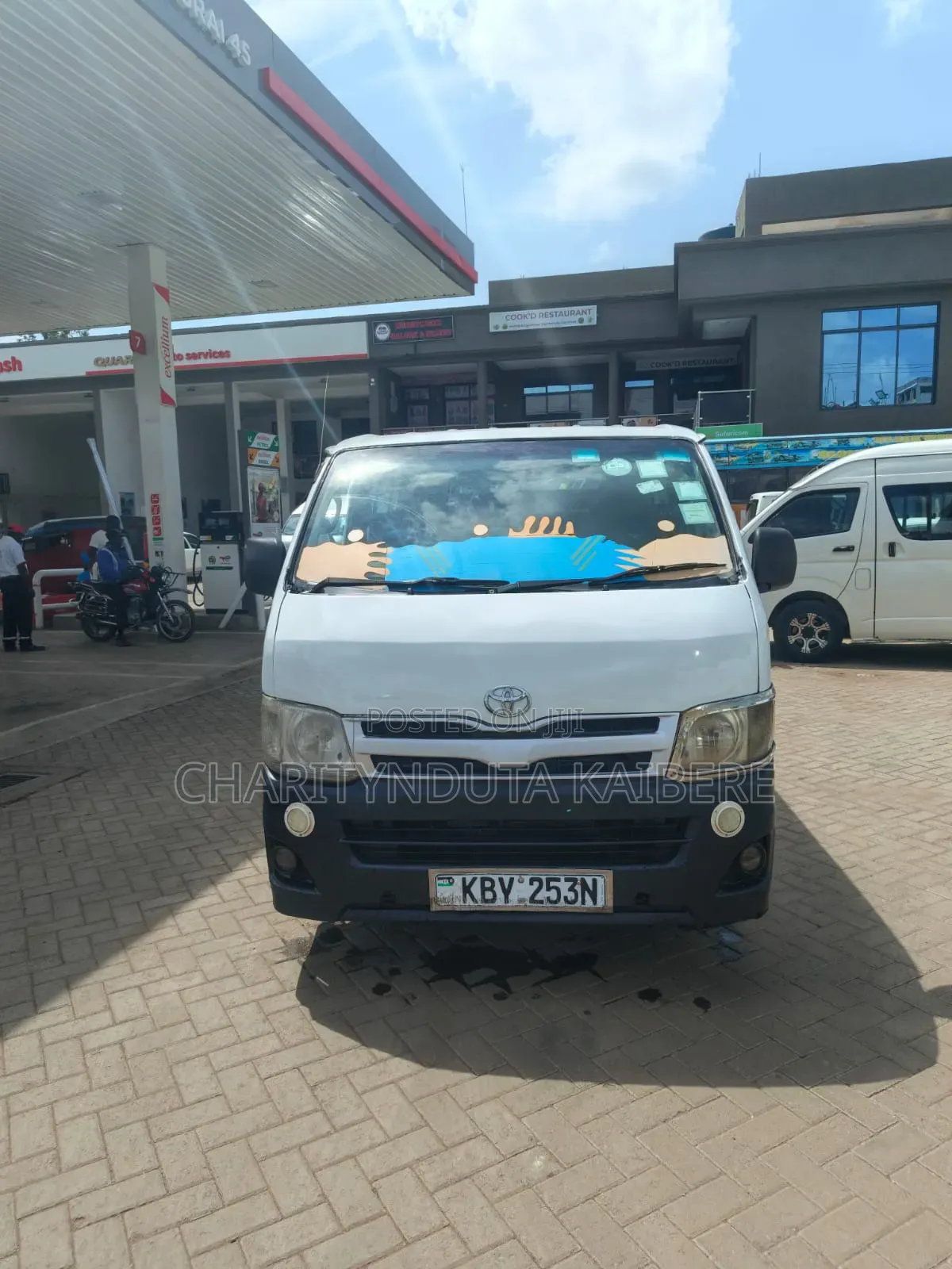 Toyota HiAce 2007 White