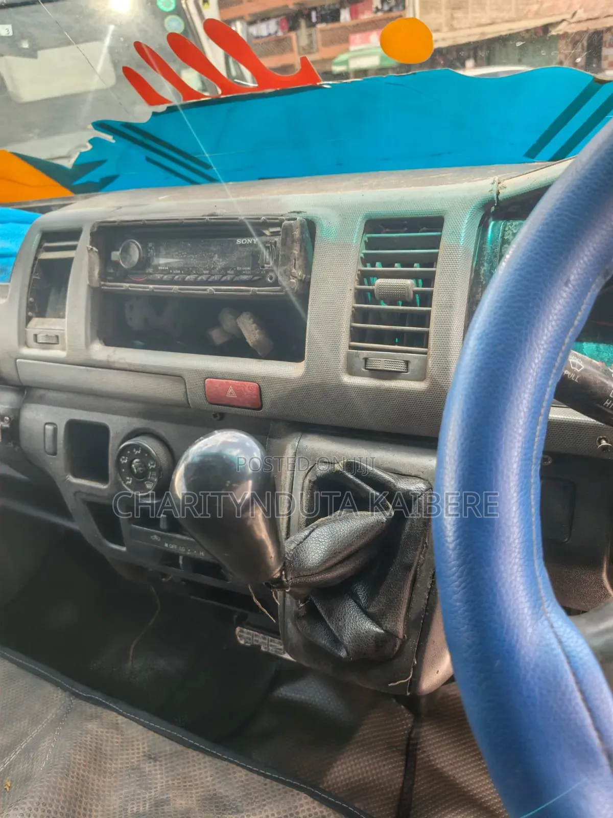 Toyota HiAce 2007 White