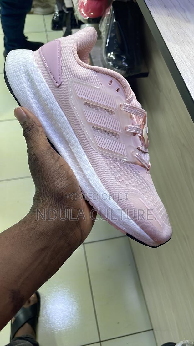 Adidas Pureboost 22 Running Shoe - thumbnail 4