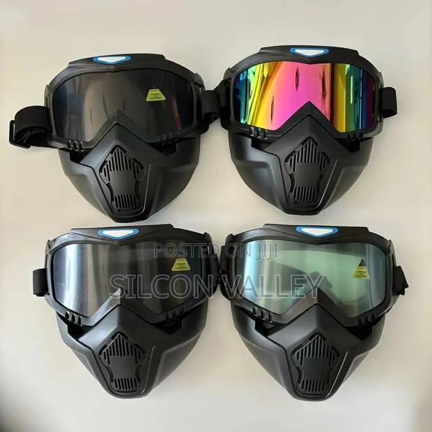 Nduthi Riding Mask - main view