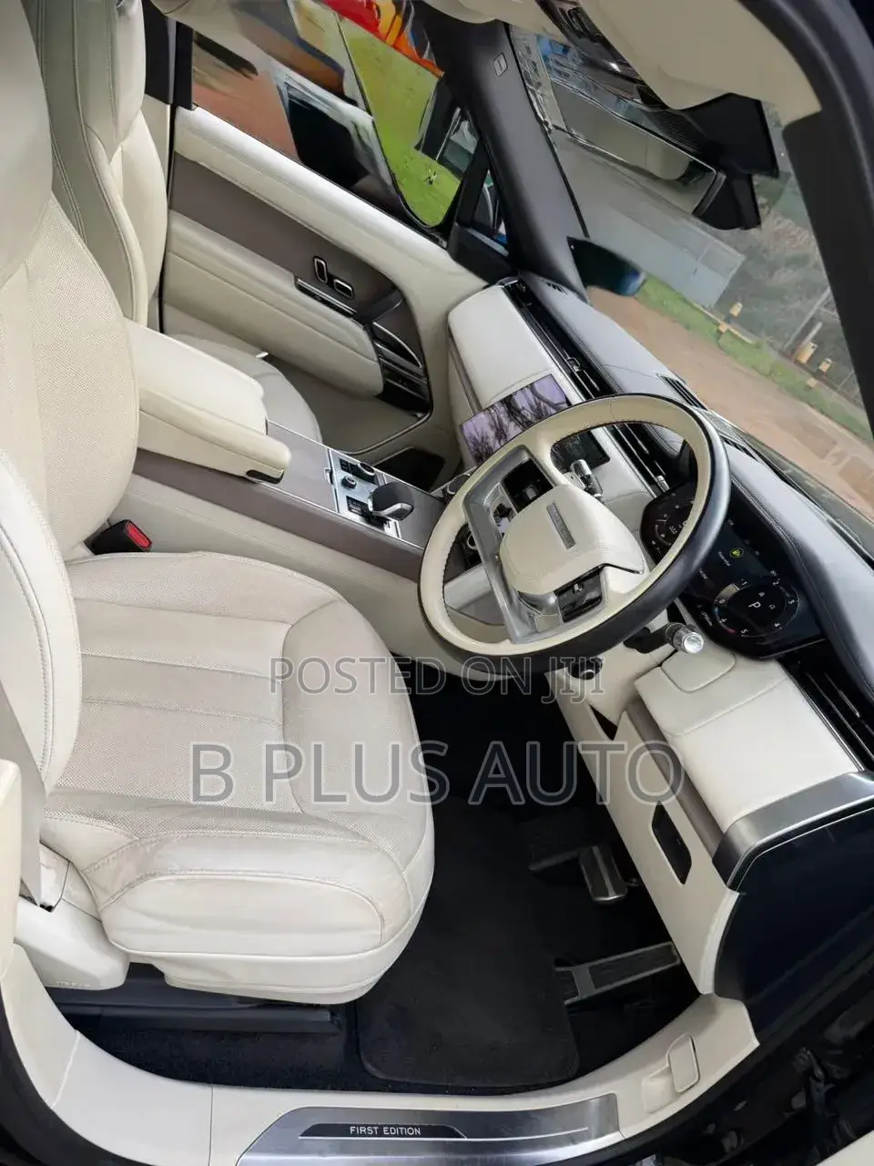 Land Rover Range Rover Vogue 2022 Black