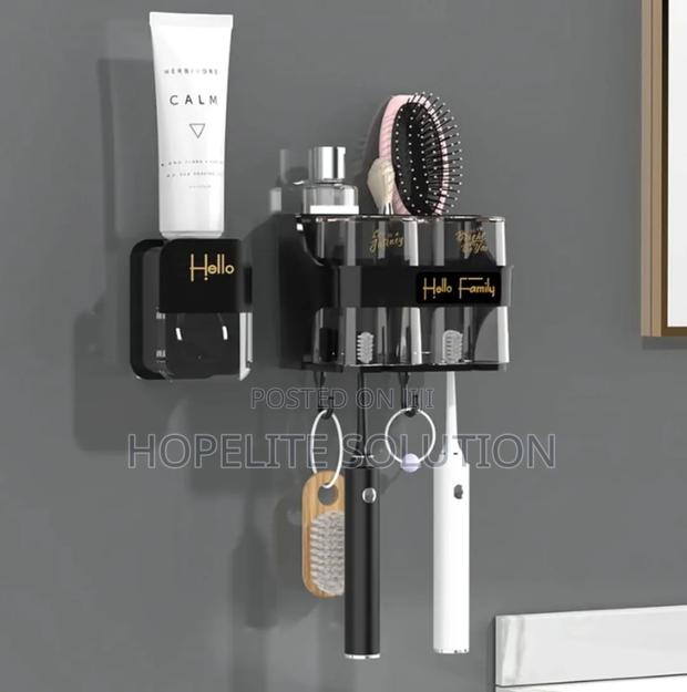 Hello Family Toothbrush/Toothpaste Dispenser - thumbnail 3