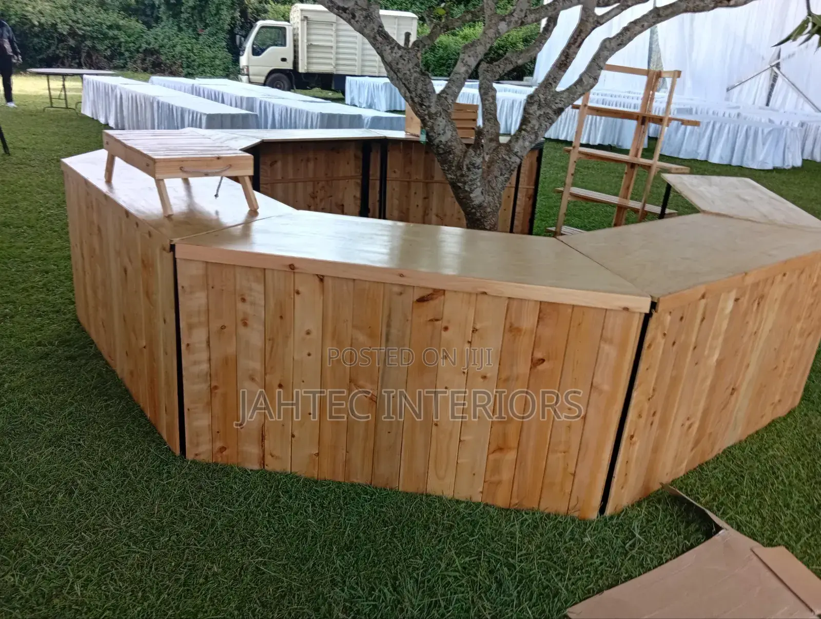 Professional Carpenter Softwood and Hardwood