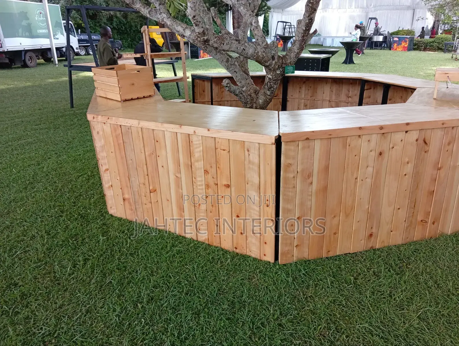 Professional Carpenter Softwood and Hardwood