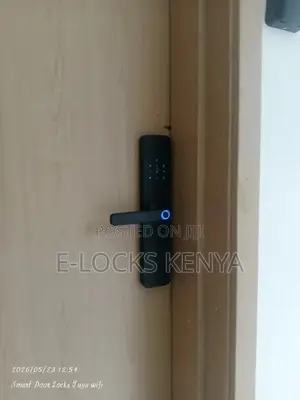 Fingerprint Smart Intelligent Door Lock Smart Home Tuya Lock Digital