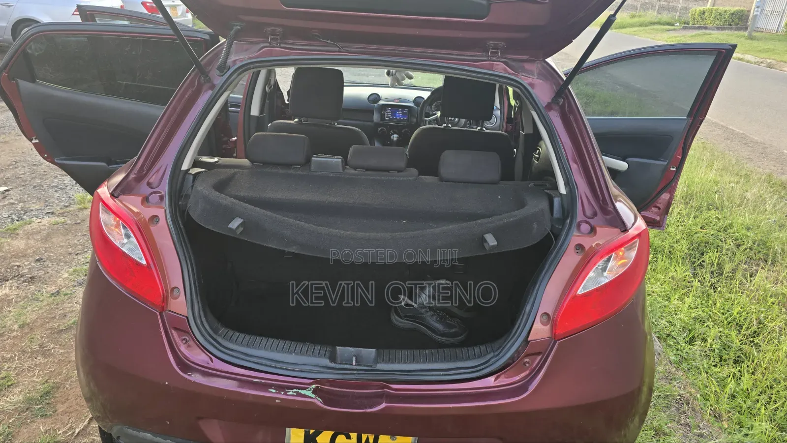 Mazda Demio 2012 Maroon